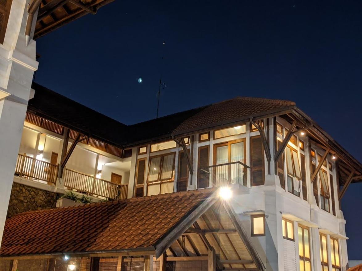 Villa Damar Boutique Hotel Bandung Exteriér fotografie